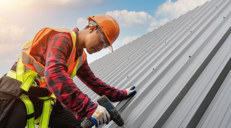 Professional gutter cleaning in Emma, MO